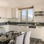 Katrina Villa Svoronata