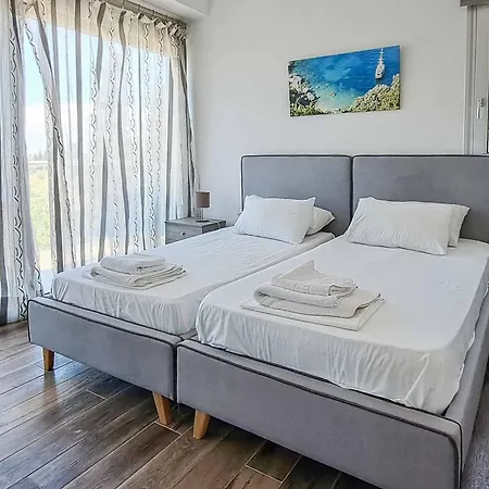 Katrina Villa *