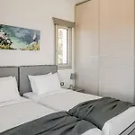 Katrina Villa Svoronata